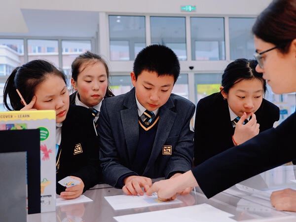 在校100天庆典,南通惠立学校